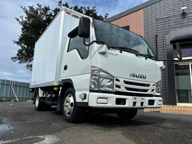 
								ISUZU ELF TRUCK full									