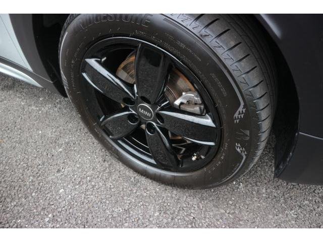 
								Mini Cooper crossover full									