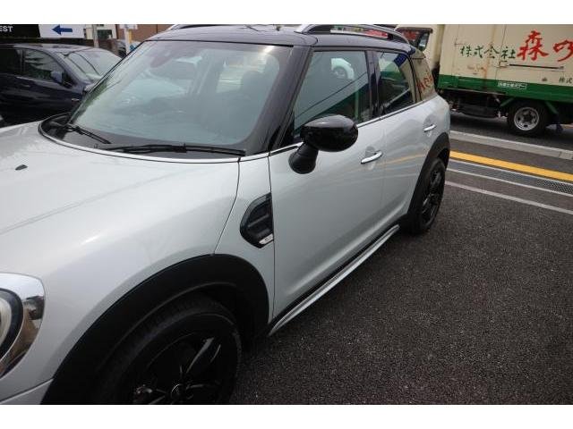 
								Mini Cooper crossover full									