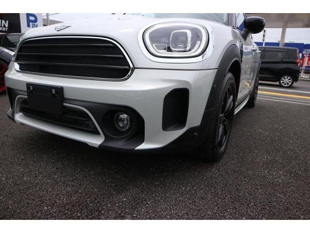
								Mini Cooper crossover full									