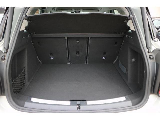 
								Mini Cooper crossover full									