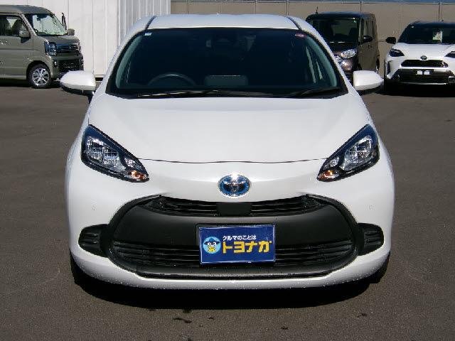 
								TOYOTA AQUA full									