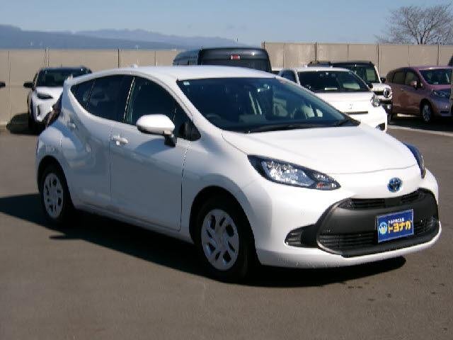 
								TOYOTA AQUA full									