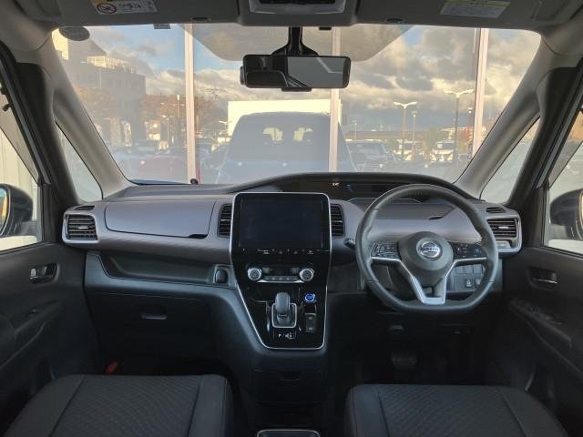 
								NISSAN SERENA full									