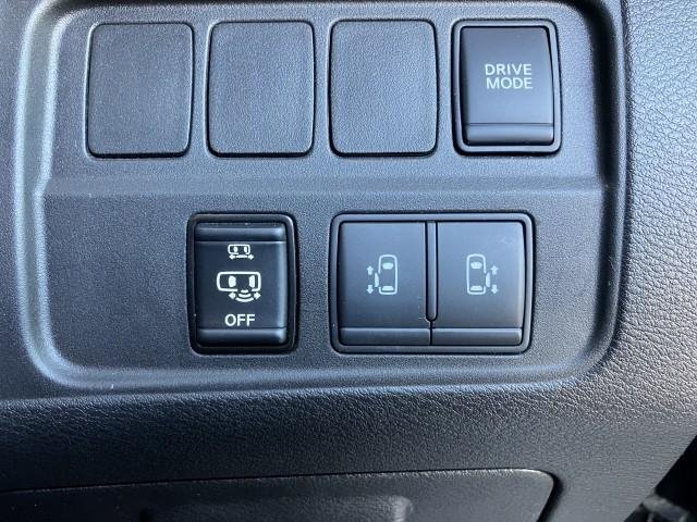 
								NISSAN SERENA full									