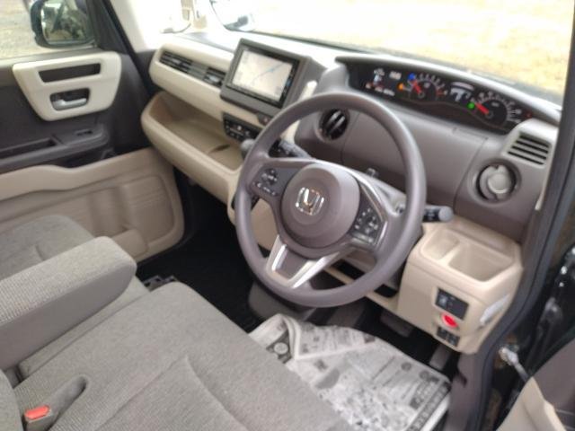 
								HONDA N-BOX full									
