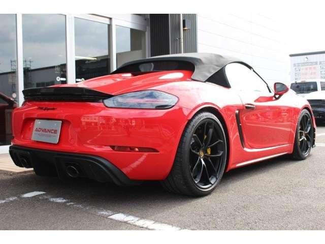 
								PORSCHE full									