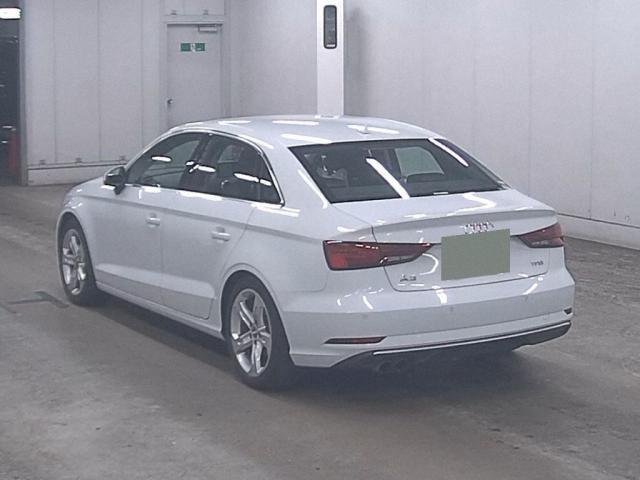 
								AUDI A3 SEDAN full									