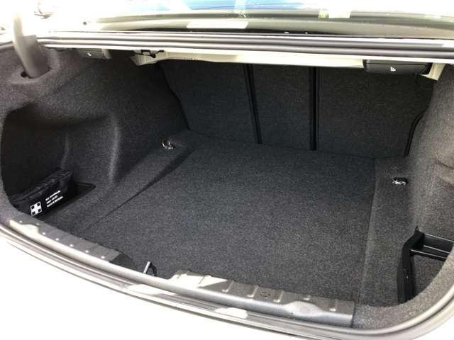 
								BMW 3 SERIES full									