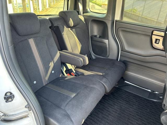 
								HONDA N-BOX CUSTOM full									