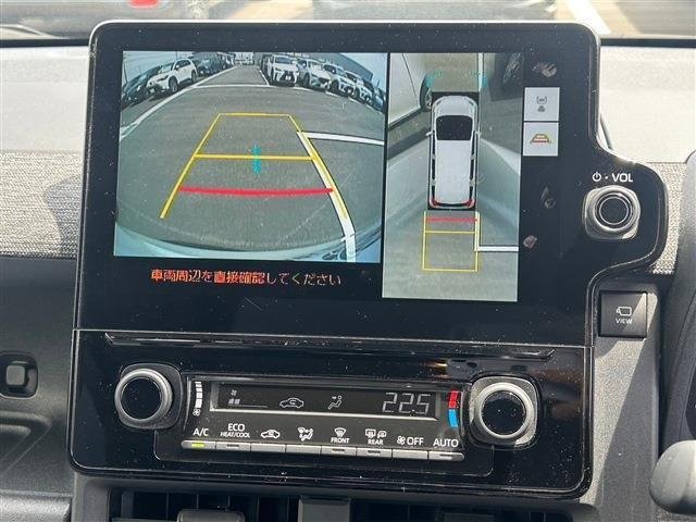 
								TOYOTA SIENTA full									