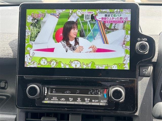 
								TOYOTA SIENTA full									