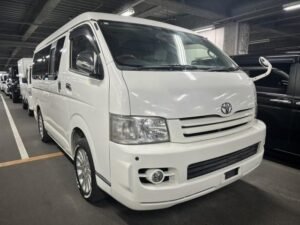 TOYOTA REGIUS ACE VAN