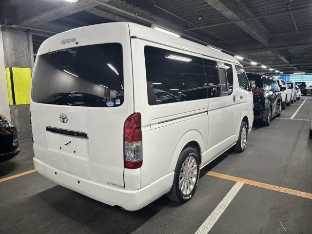 
								TOYOTA REGIUS ACE VAN full									