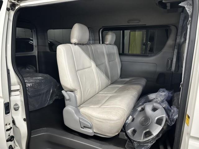 
								TOYOTA REGIUS ACE VAN full									