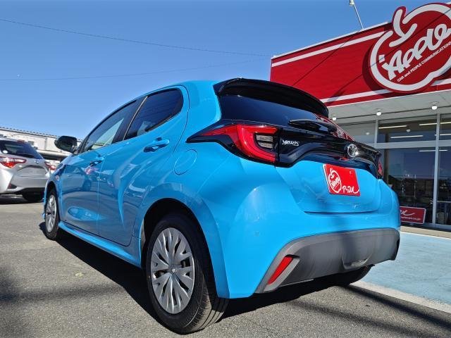 
								TOYOTA YARIS full									