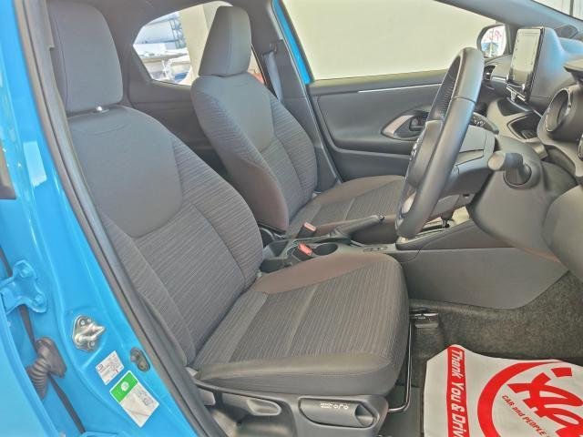 
								TOYOTA YARIS full									