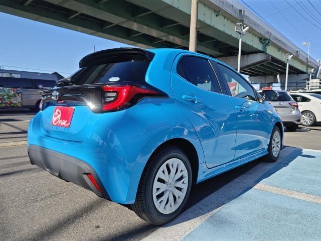 
								TOYOTA YARIS full									