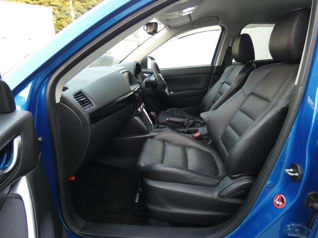 
								MAZDA CX-5 full									