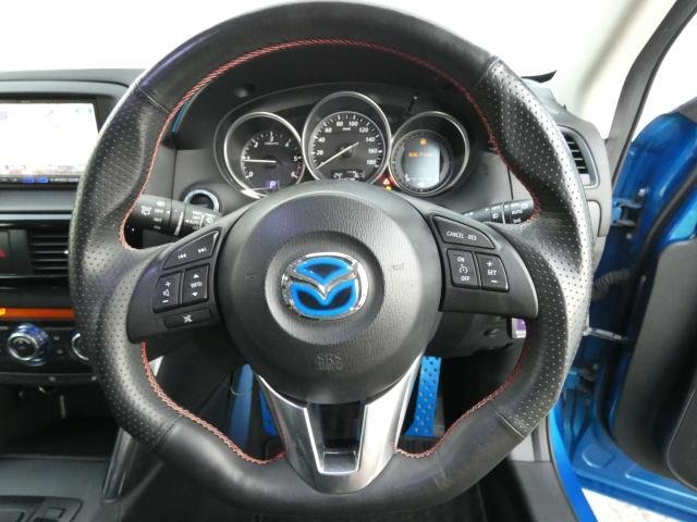 
								MAZDA CX-5 full									
