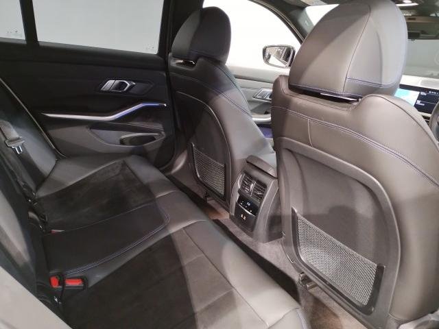 
								BMW 3 SERIES full									