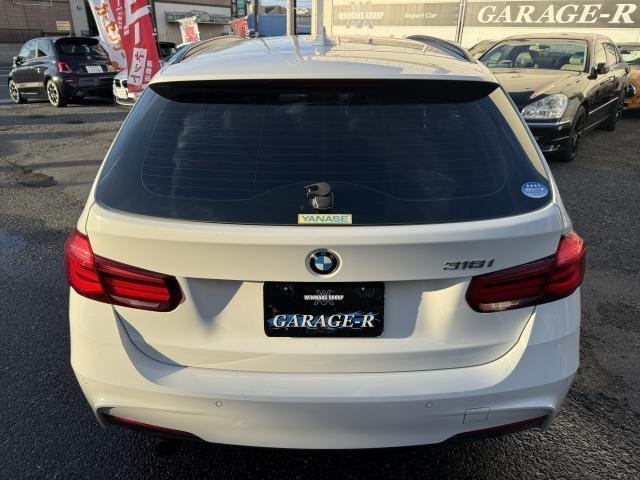 
								BMW 3 SERIES full									