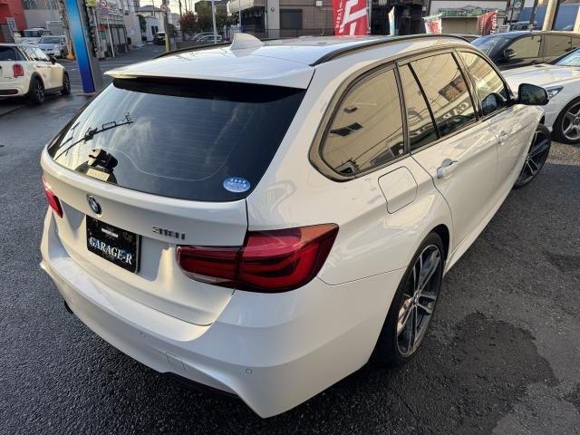 
								BMW 3 SERIES full									