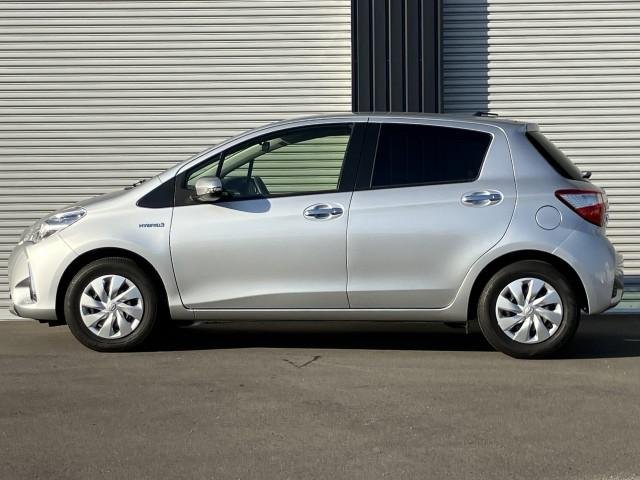 
								TOYOTA VITZ full									