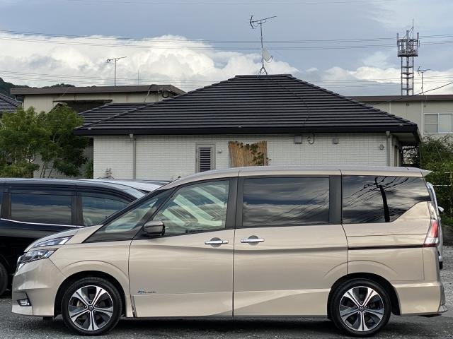 
								NISSAN SERENA full									