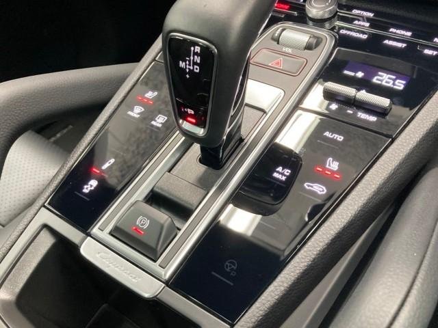 
								PORSCHE CAYENNE full									