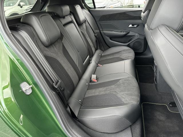 
								PEUGEOT 308 full									