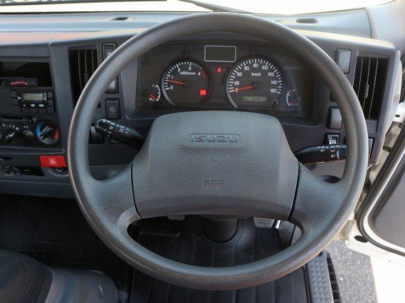 
								ISUZU ELF TRUCK full									