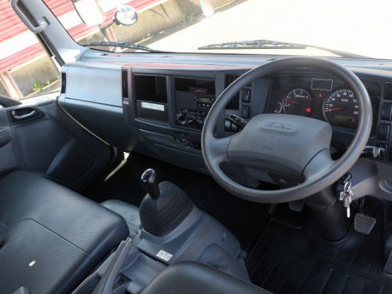 
								ISUZU ELF TRUCK full									