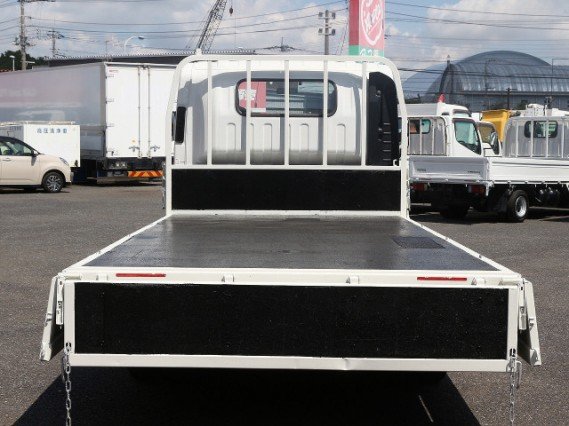 
								ISUZU ELF TRUCK full									