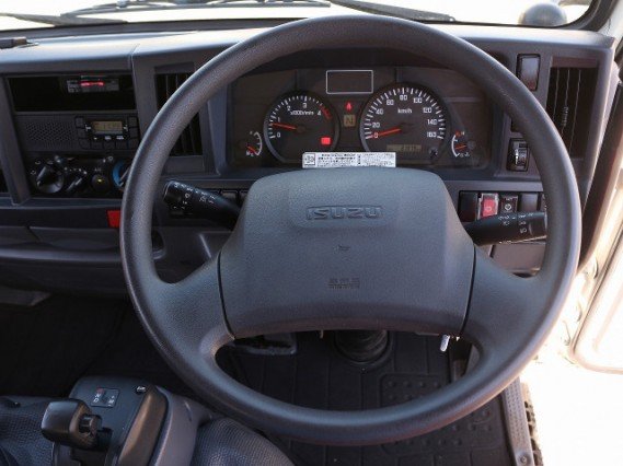 
								ISUZU ELF TRUCK full									