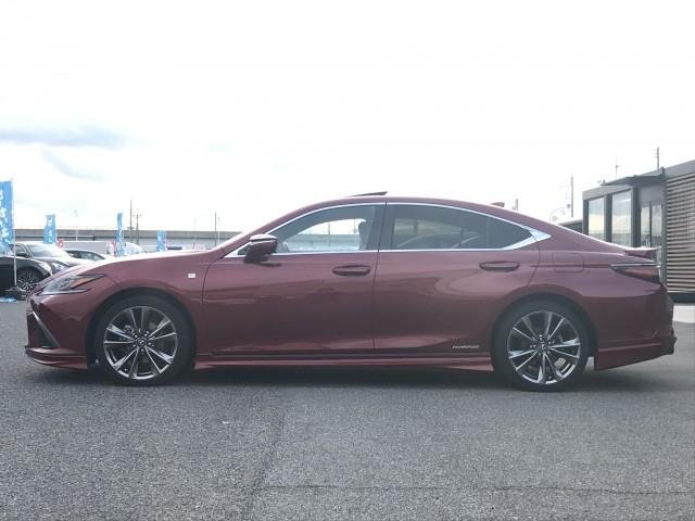 
								LEXUS ES full									