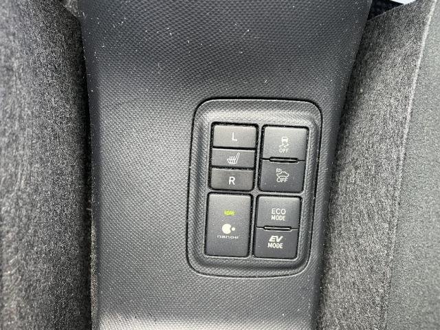 
								TOYOTA AQUA full									