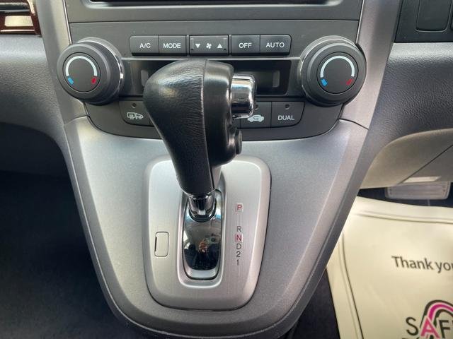 
								HONDA CR-V full									