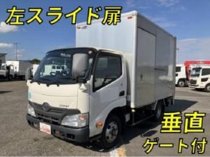 TOYOTA DYNA TRUCK