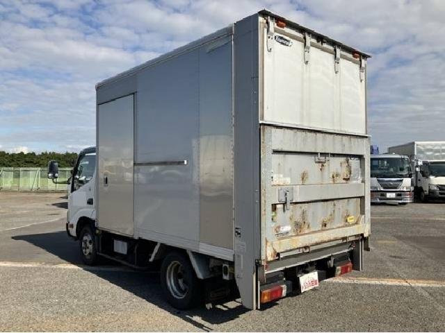
								TOYOTA DYNA TRUCK full									
