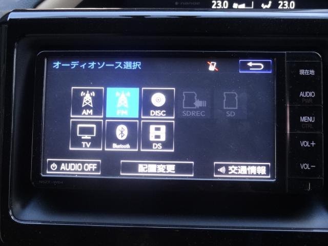 
								TOYOTA NOAH full									