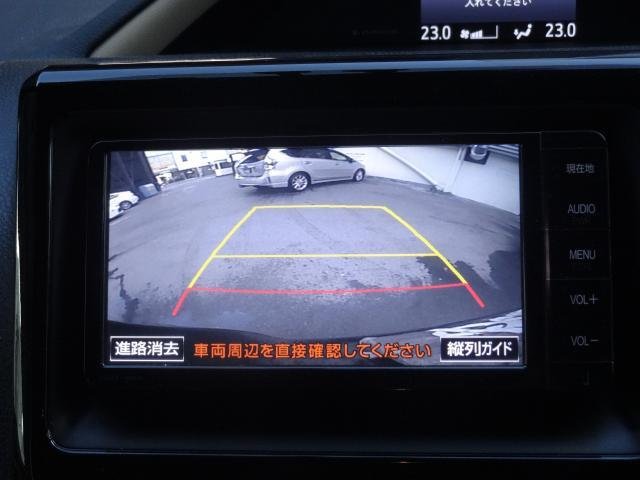 
								TOYOTA NOAH full									