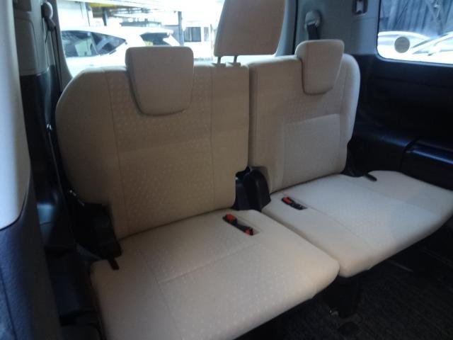 
								TOYOTA NOAH full									