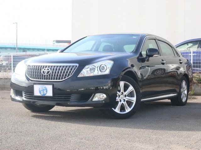 
								TOYOTA CROWN MAJESTA full									