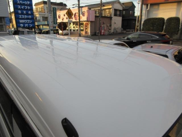 
								MAZDA VAN full									