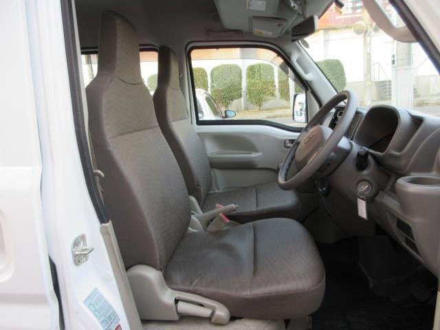 
								MAZDA VAN full									