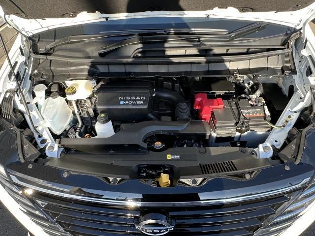 
								NISSAN SERENA full									