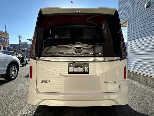 
								NISSAN SERENA full									