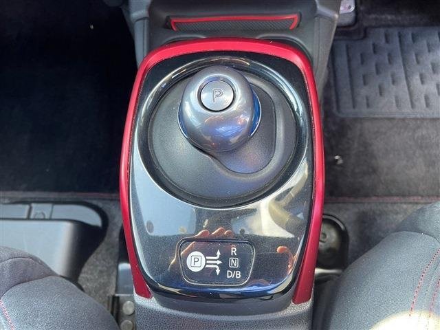 
								NISSAN NOTE full									