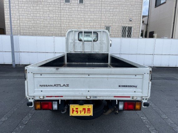 
								NISSAN ATLAS TRUCK full									